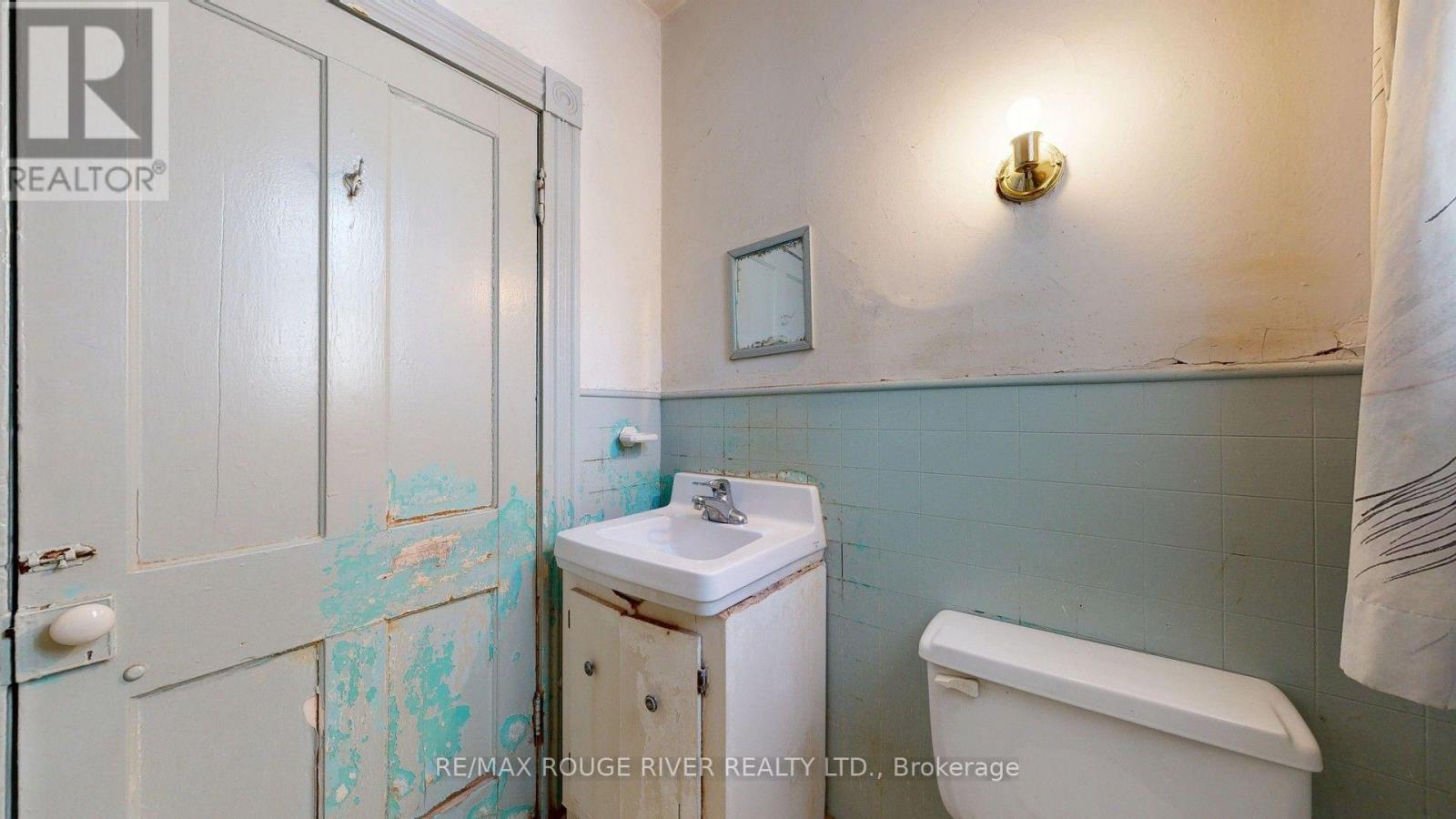 308 Roxton Road, Toronto, Ontario  M6G 3P9 - Photo 45 - C13542230