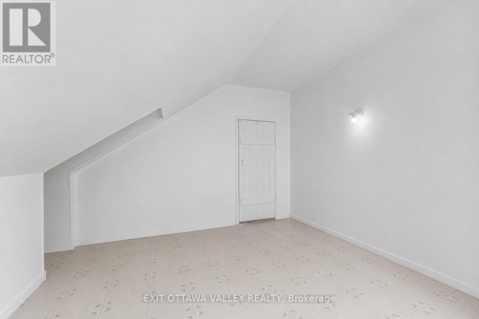 1746 Lookout Road, Whitewater Region, Ontario  K0J 2L0 - Photo 12 - X13580690