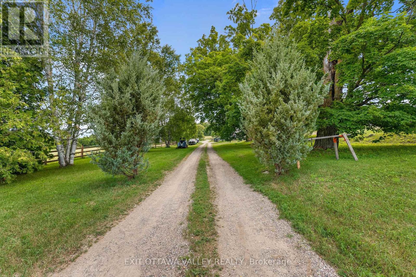 1746 Lookout Road, Whitewater Region, Ontario  K0J 2L0 - Photo 31 - X13580690