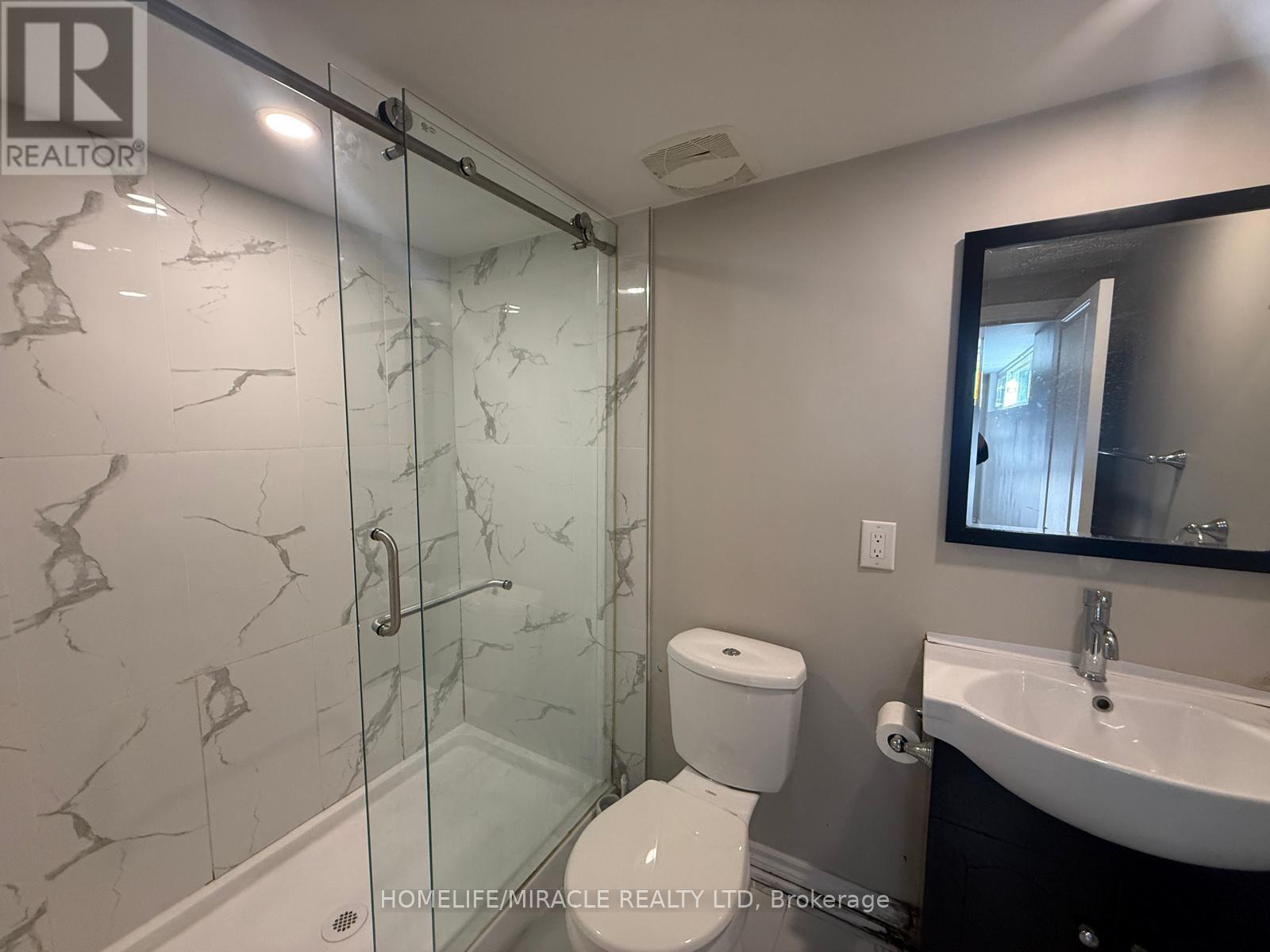 Bsmt - 97 Pandora Circle, Toronto, Ontario M1H 1V8 - Photo 17 - E12978156