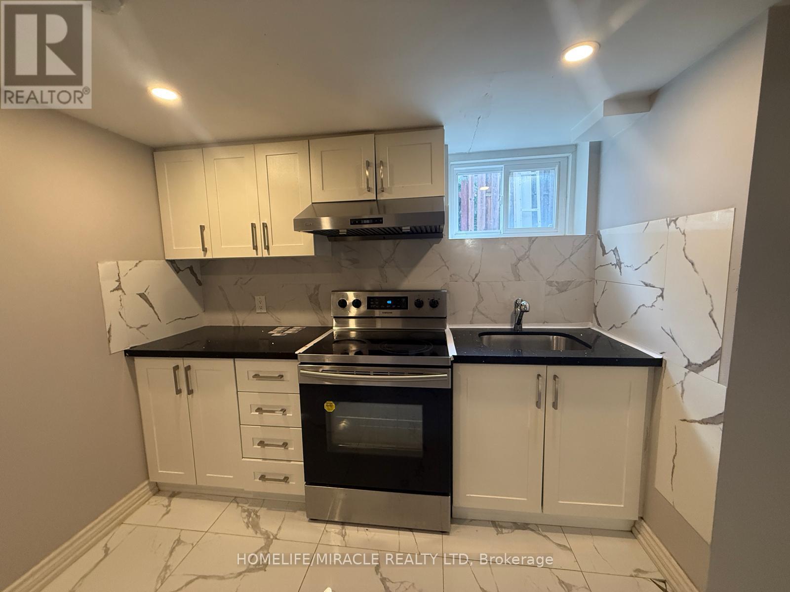 Bsmt - 97 Pandora Circle, Toronto, Ontario M1H 1V8 - Photo 2 - E12978156