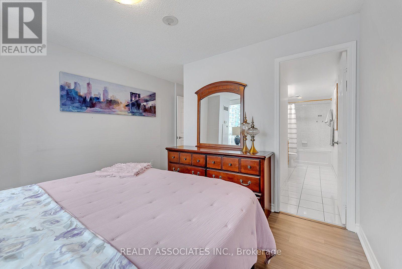 2710 - 19 Grand Trunk Crescent, Toronto, Ontario  M5J 3A3 - Photo 23 - C13560982