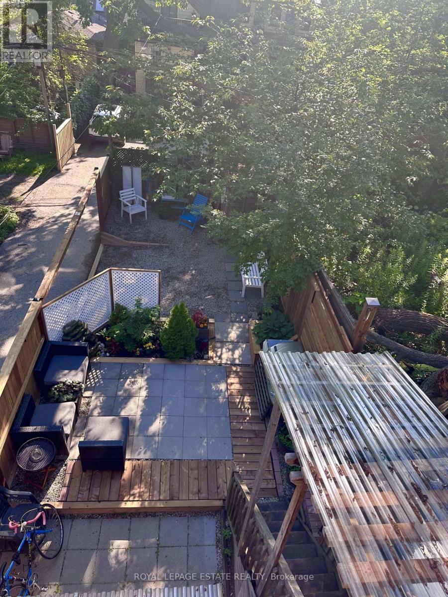158 Waverley Road, Toronto, Ontario  M4L 3T3 - Photo 49 - E13552534