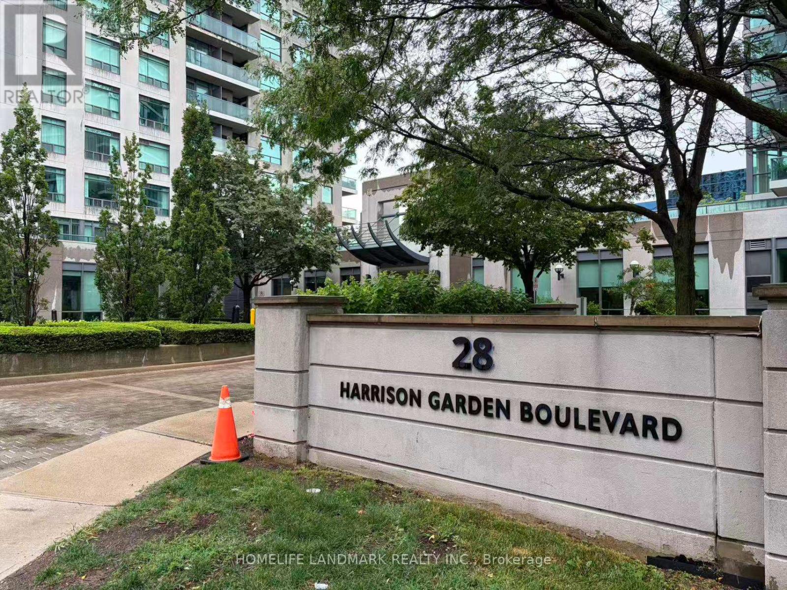 1001 - 28 Harrison Garden Boulevard E, Toronto, Ontario  M2N 7B5 - Photo 2 - C13580748