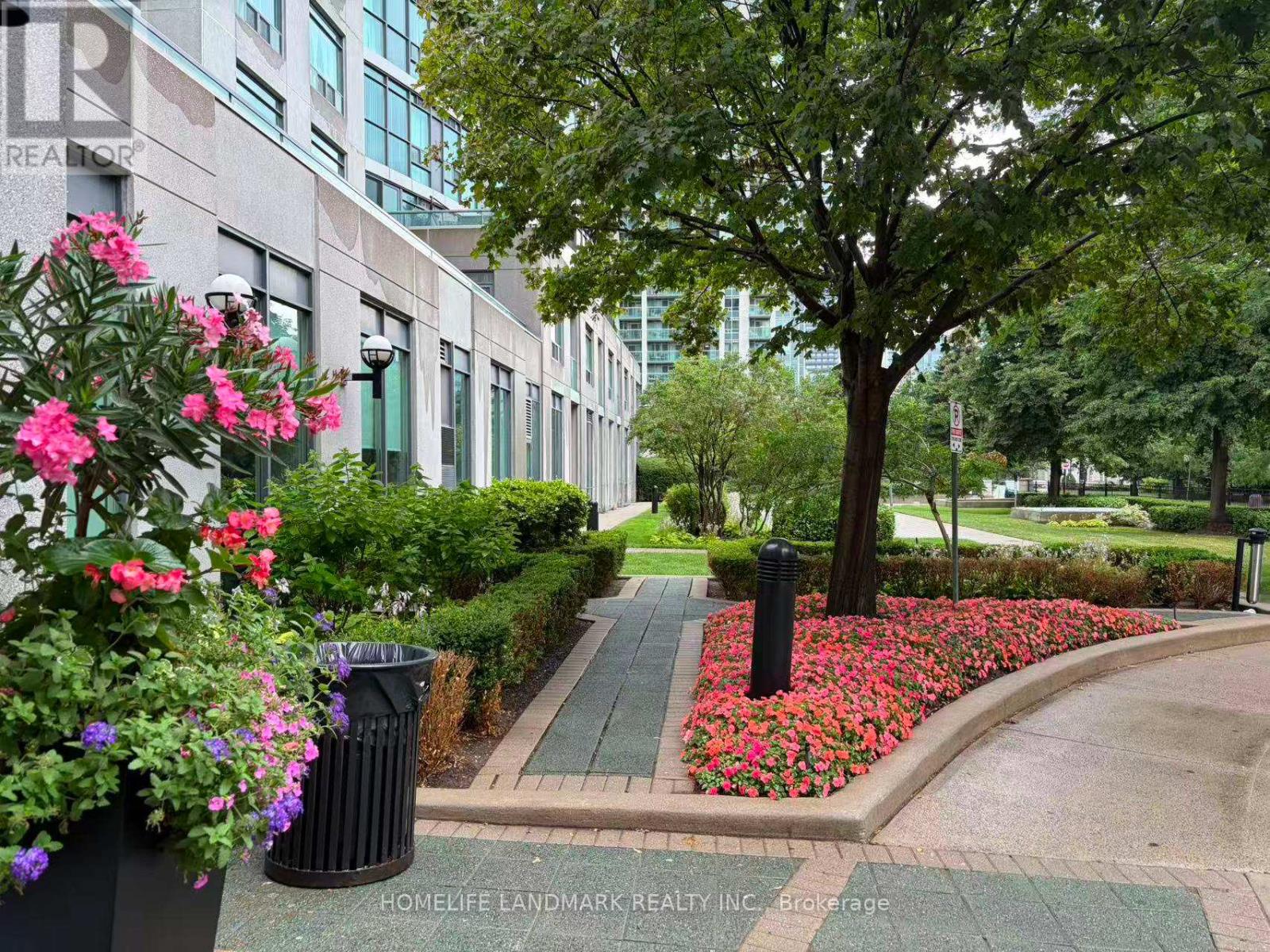 1001 - 28 Harrison Garden Boulevard E, Toronto, Ontario  M2N 7B5 - Photo 3 - C13580748
