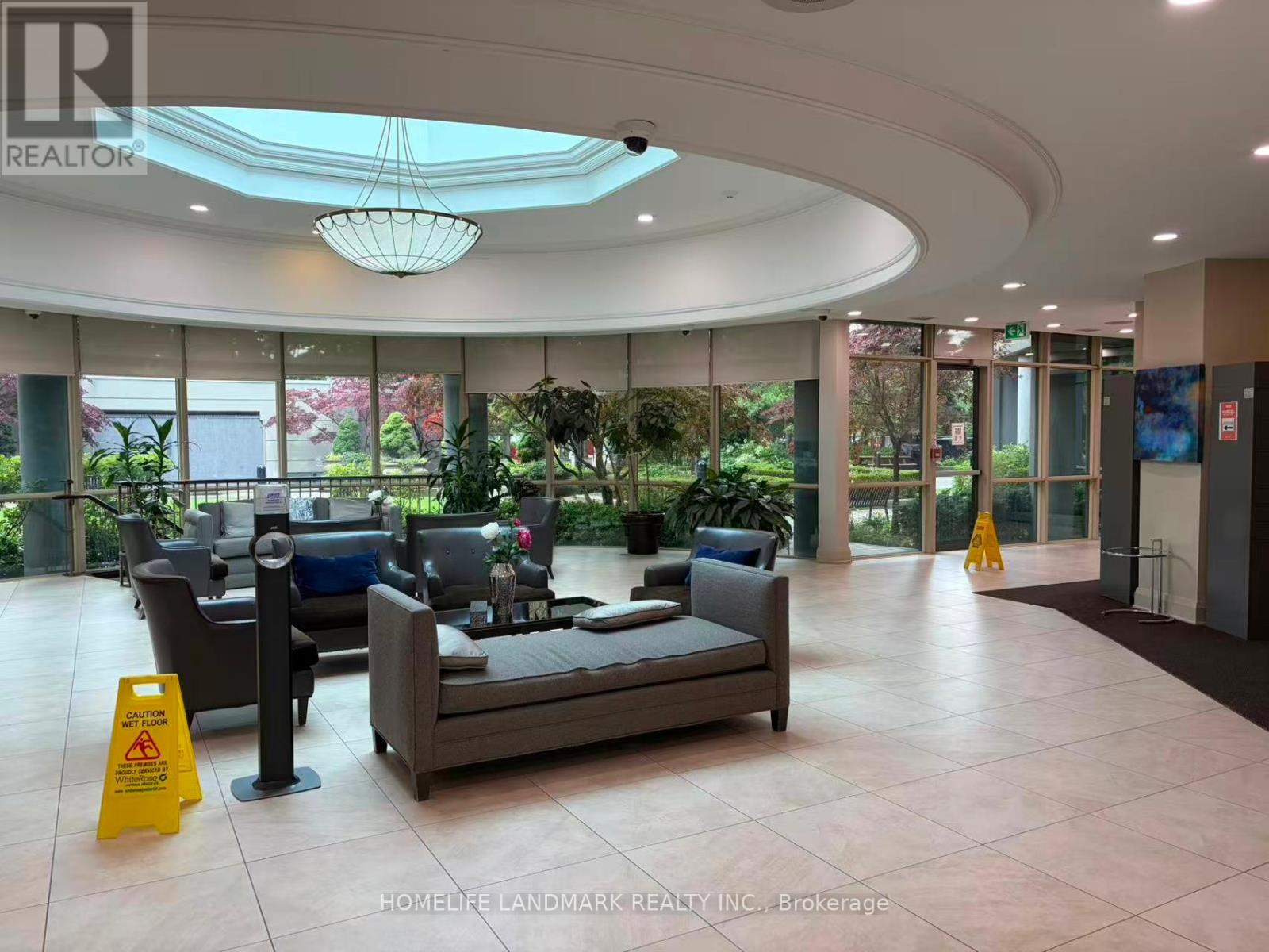 1001 - 28 Harrison Garden Boulevard E, Toronto, Ontario  M2N 7B5 - Photo 4 - C13580748
