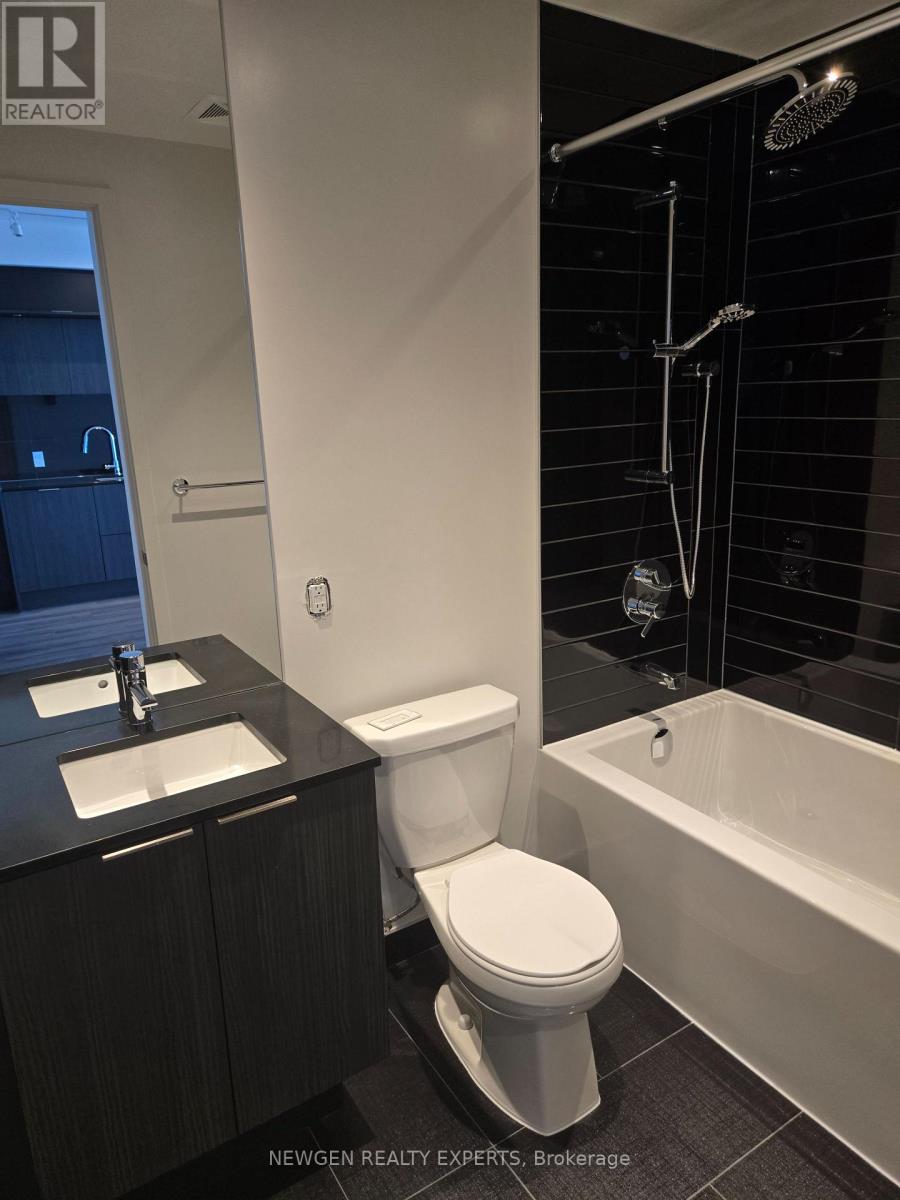 6006 - 448 Burnhamthorpe Road W, Mississauga, Ontario  L5B 0R4 - Photo 18 - W13580714