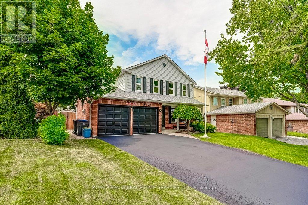 3076 Redstart Drive, Mississauga, Ontario  L5L 2N3 - Photo 2 - W13580738