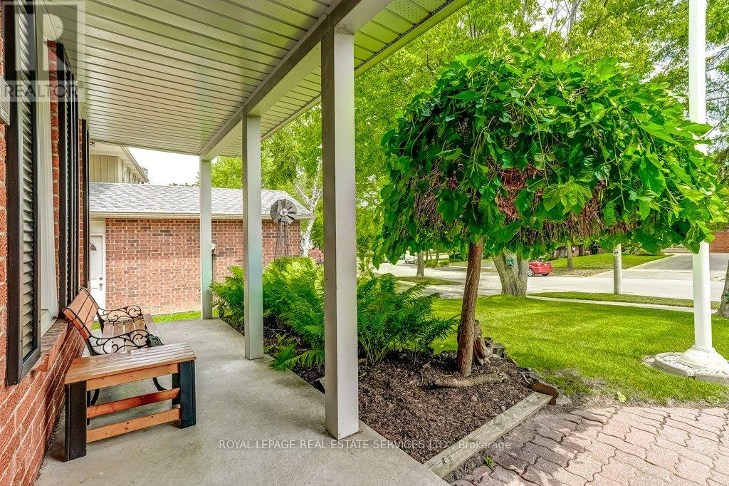 3076 Redstart Drive, Mississauga, Ontario  L5L 2N3 - Photo 6 - W13580738