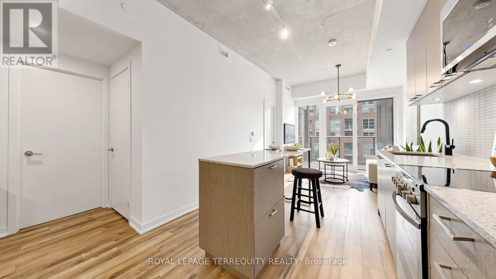 510 - 1808 St Clair Avenue W, Toronto, Ontario  M6N 0C1 - Photo 11 - W13580742