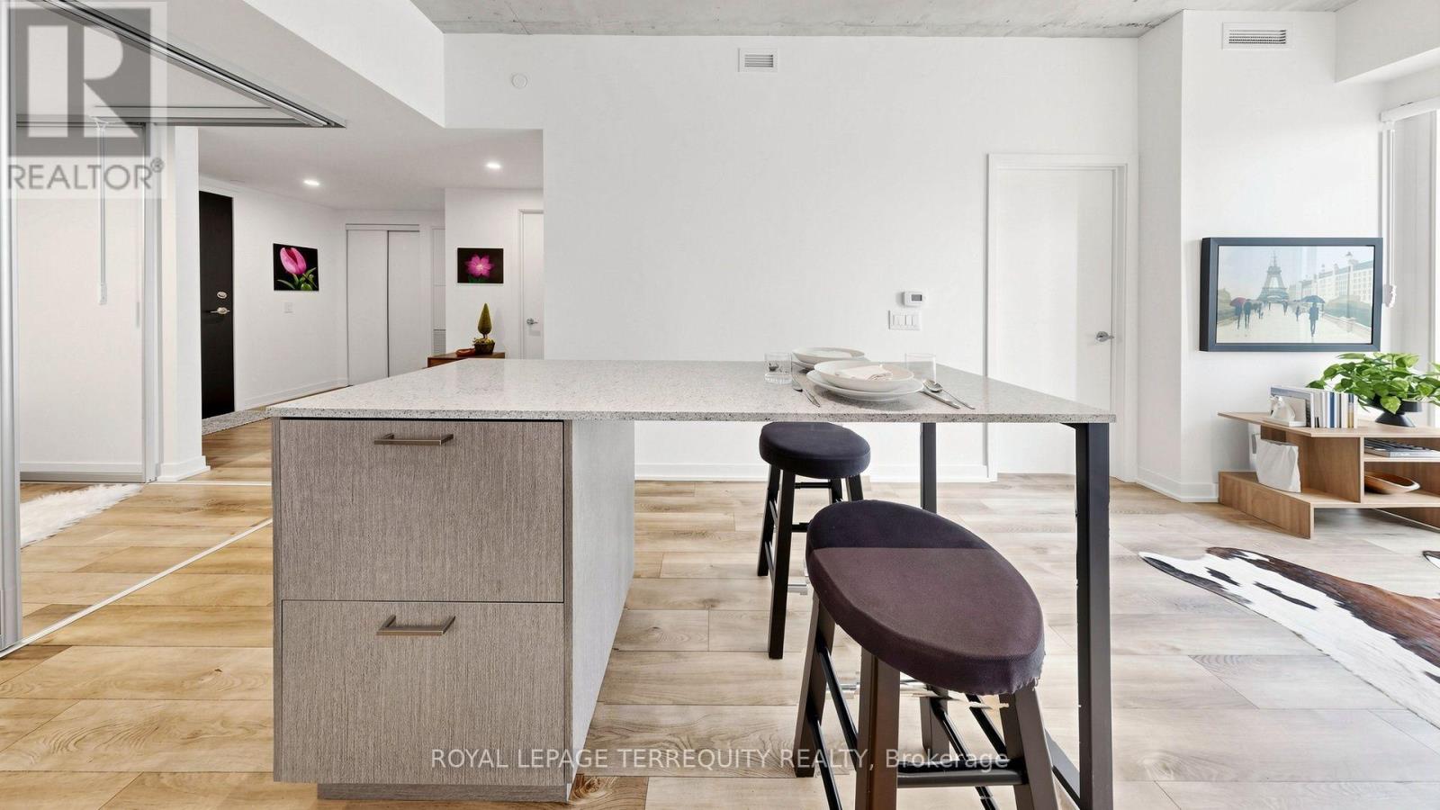 510 - 1808 St Clair Avenue W, Toronto, Ontario  M6N 0C1 - Photo 12 - W13580742