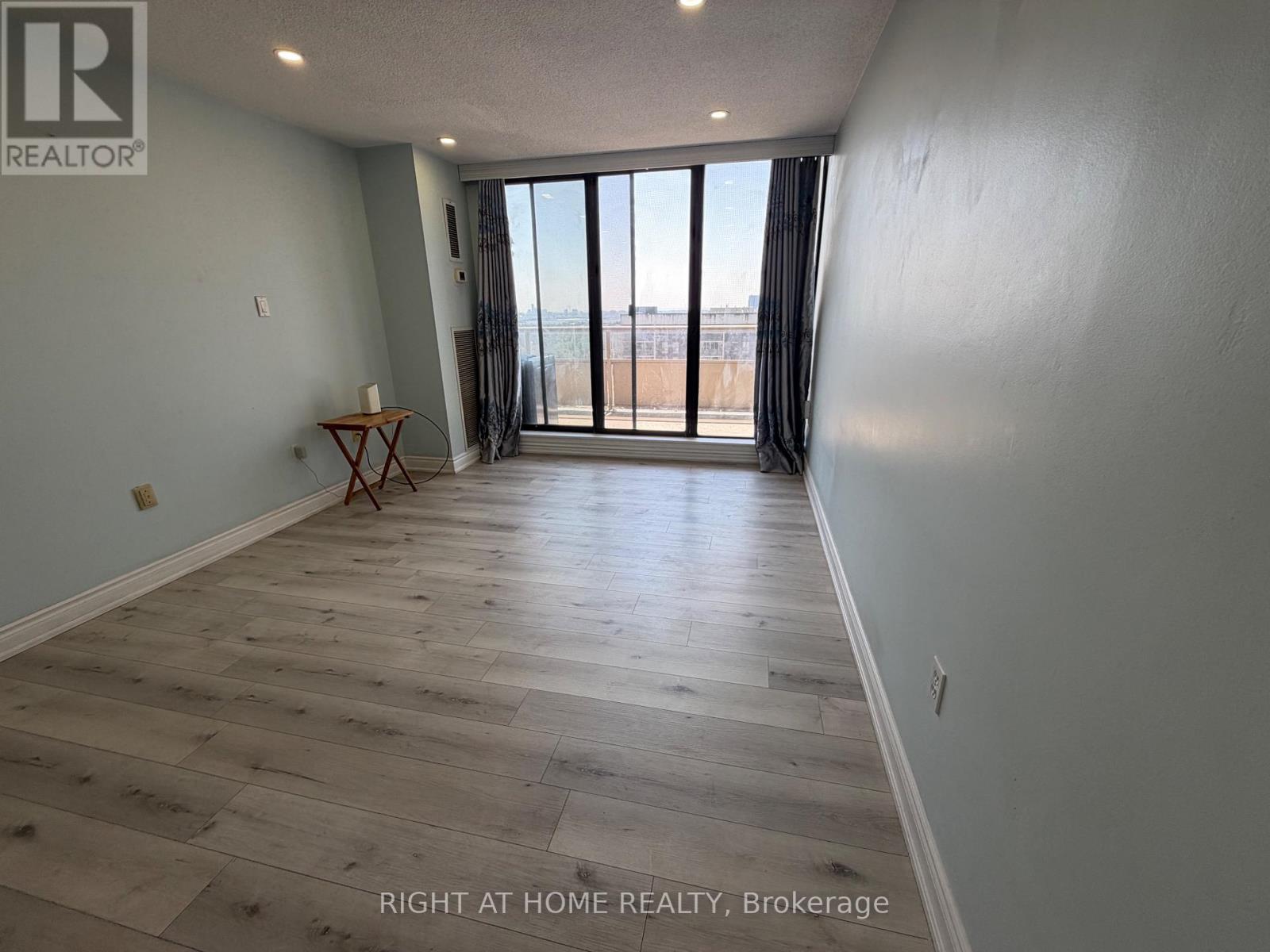 2106 - 4 Kings Cross Road, Brampton, Ontario  L6T 3X8 - Photo 12 - W13580774