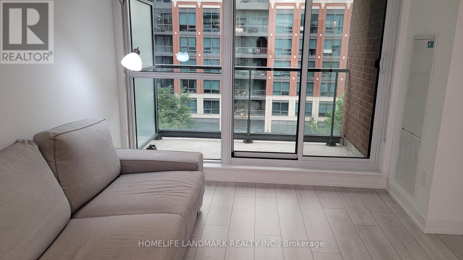 Suite 560 - 31 Tippett Road, Toronto, Ontario M3H 0C8 - Photo 11 - C13576938