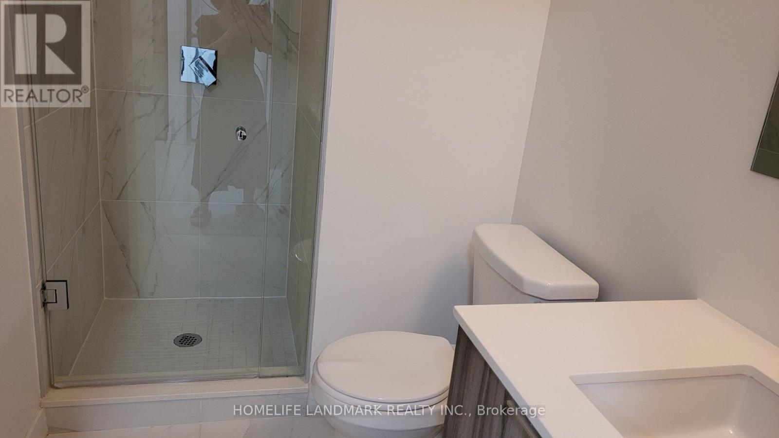 Suite 560 - 31 Tippett Road, Toronto, Ontario M3H 0C8 - Photo 9 - C13576938