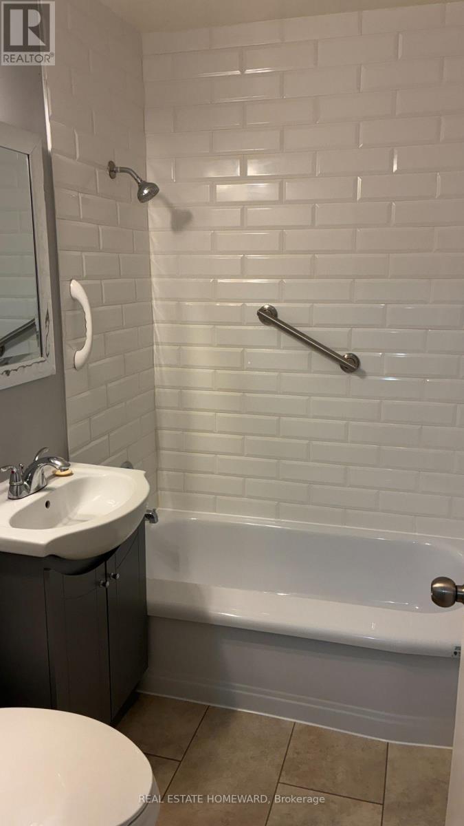 708 - 915 Midland Avenue, Toronto, Ontario M1K 4G1 - Photo 12 - E13140210