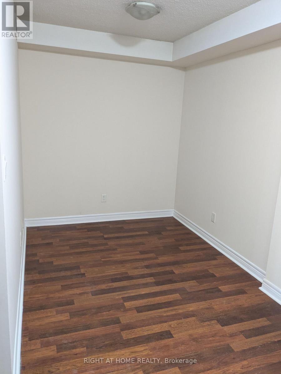 1408 - 310 Burnhamthorpe Road W, Mississauga, Ontario L5B 4P9 - Photo 5 - W13578774