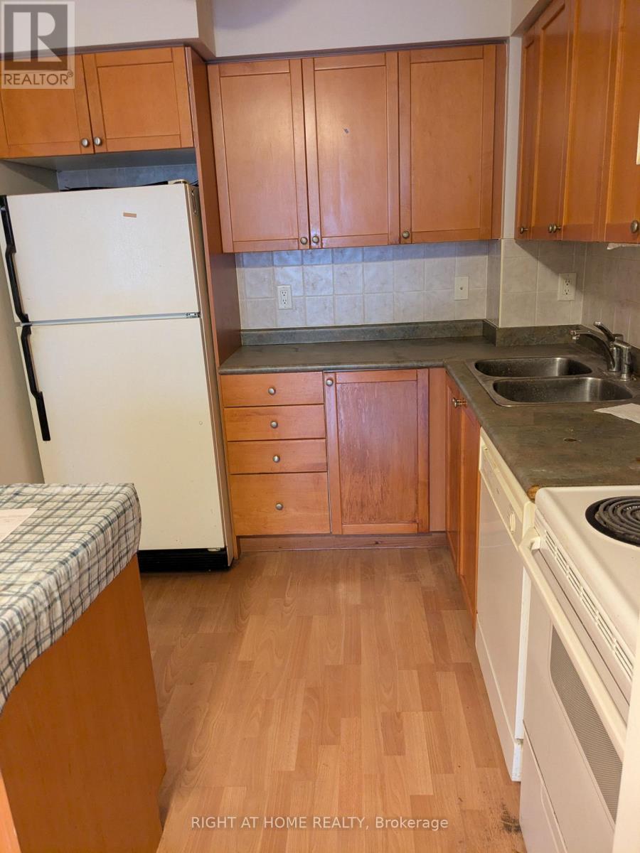 1602 - 3880 Duke Of York Boulevard, Mississauga, Ontario L5B 4M7 - Photo 5 - W13578878