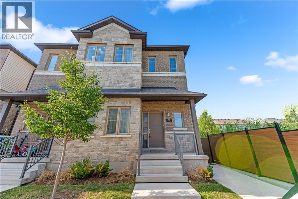 205 West Oak Trails Trail Unit# 22, Kitchener, Ontario N2R 0R9 - Photo 1 - 40849349