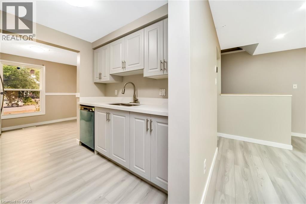 53 Burns Drive, Guelph, Ontario  N1H 6V8 - Photo 3 - 40849201