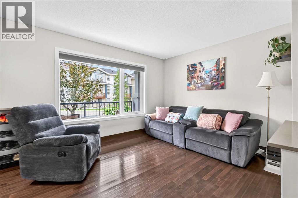 102 Panatella Hill NW, Calgary, Alberta  T3K 0B6 - Photo 8 - A2328655