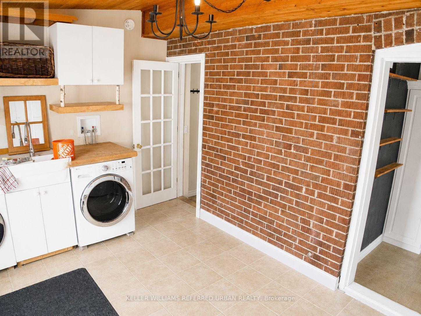 98 Foxwell Street, Toronto, Ontario  M6N 1Z5 - Photo 12 - W13580836