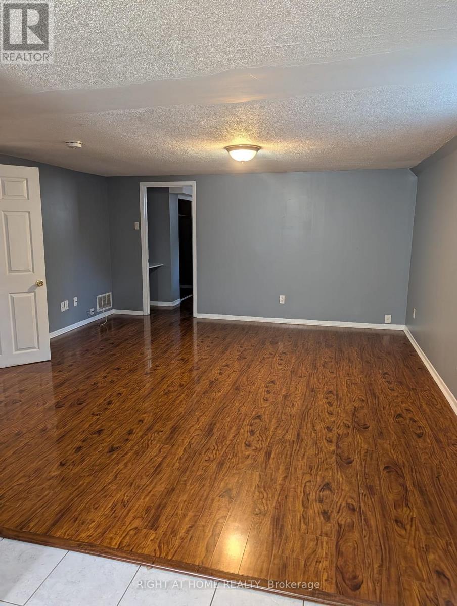 Bsmt - 163 Mcmurchy Avenue S, Brampton, Ontario  L6X 1Z2 - Photo 5 - W13580878