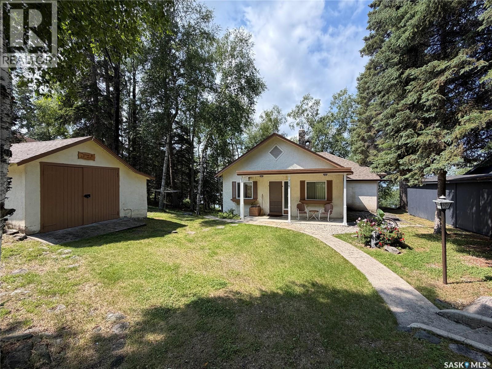 316 Prospect Drive, Prince Albert National Park, Saskatchewan  S0J 2Y0 - Photo 2 - SK042902