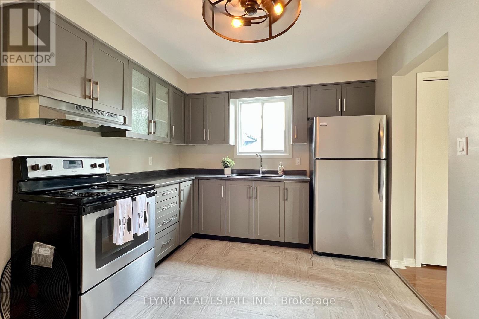 164 Windsor Street, Welland, Ontario  L3C 6T6 - Photo 5 - X13580882