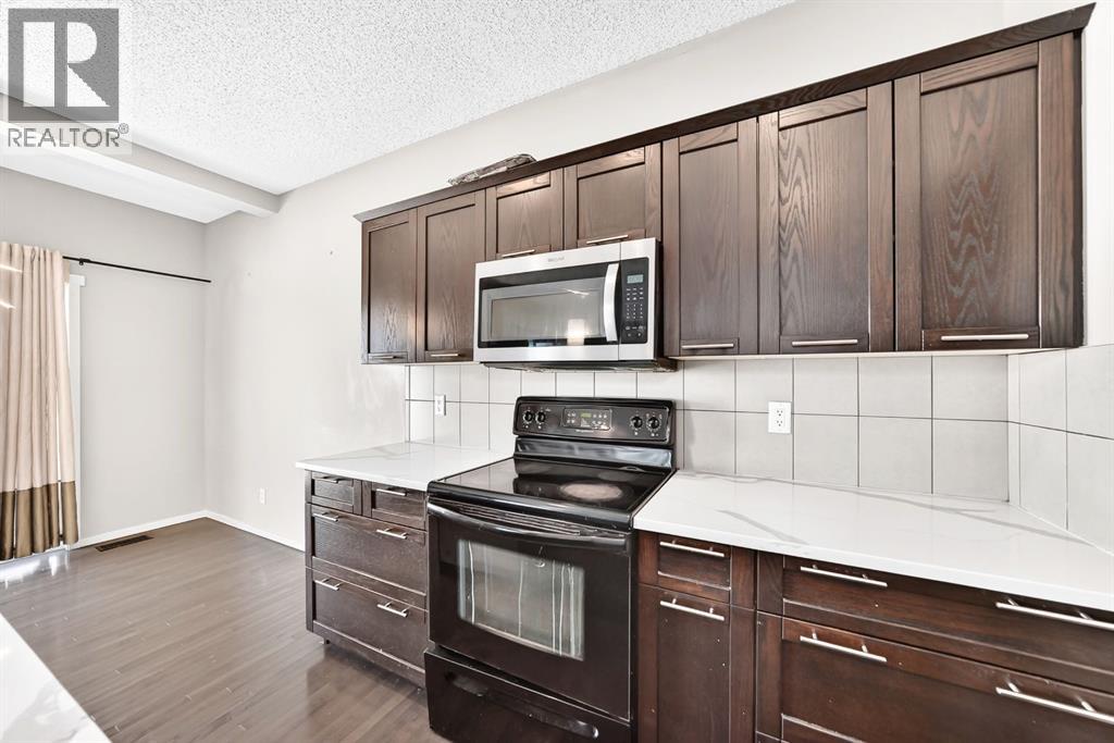 277 Saddlecrest Way NE, Calgary, Alberta  T3J 5N3 - Photo 7 - A2326945