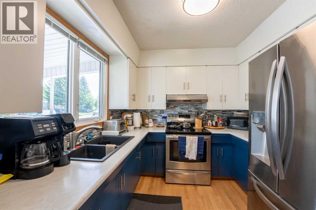 2084 19 Street N, Lethbridge, Alberta  T1H 4B2 - Photo 8 - A2329219