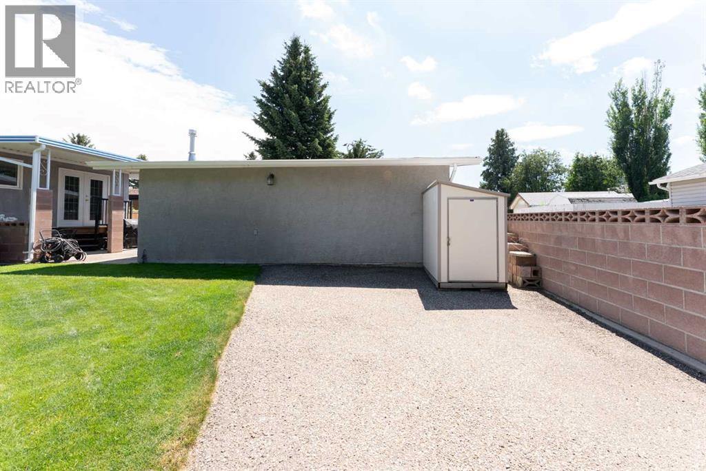 2084 19 Street N, Lethbridge, Alberta  T1H 4B2 - Photo 24 - A2329219