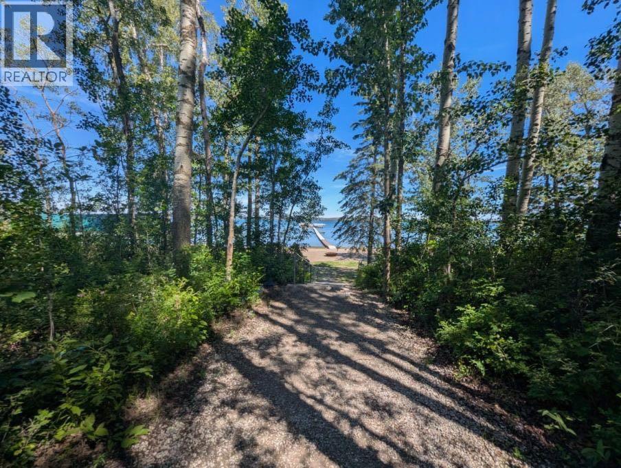 5 Hummingbird Lane, Half Moon Bay, Alberta  T4S 1S1 - Photo 4 - A2273564