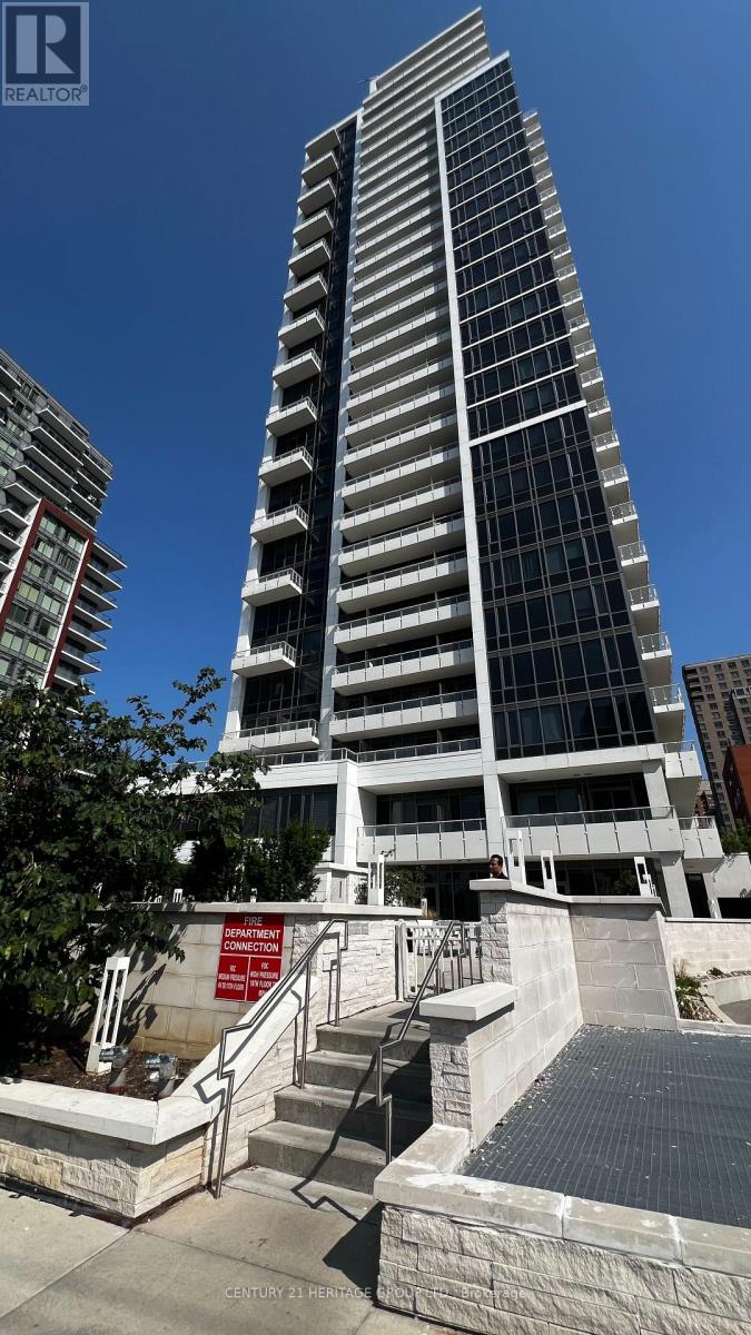 1606 - 75 CANTERBURY PLACE, Toronto (Willowdale West)