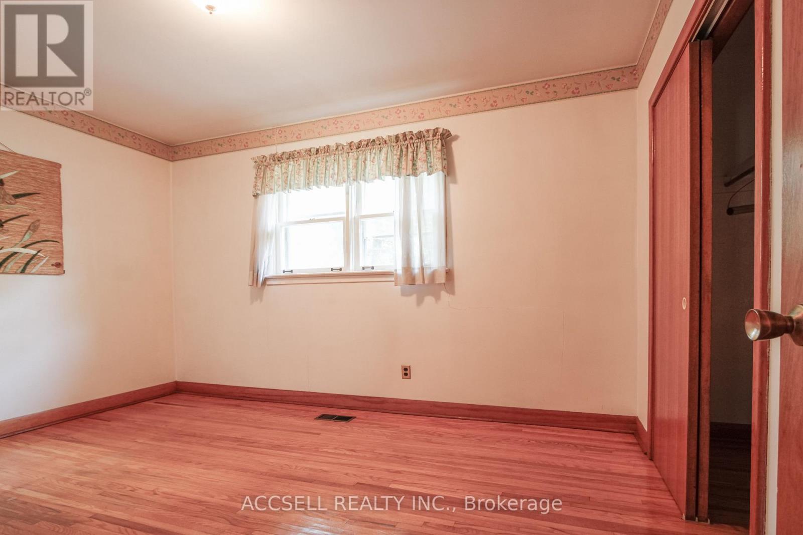 1358 Sedgewick Crescent, Oakville, Ontario L6L 1X8 - Photo 11 - W13580938