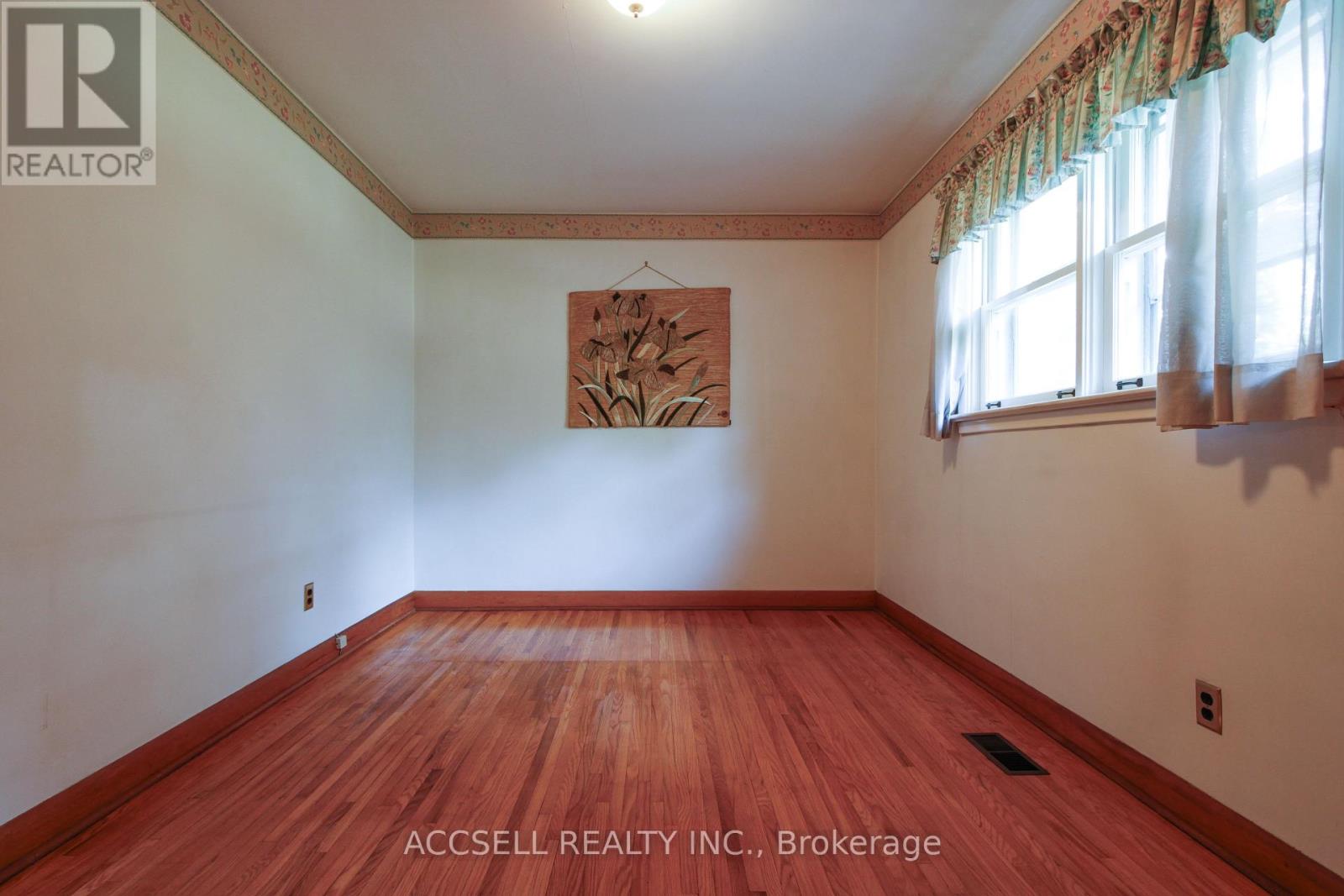 1358 Sedgewick Crescent, Oakville, Ontario L6L 1X8 - Photo 12 - W13580938