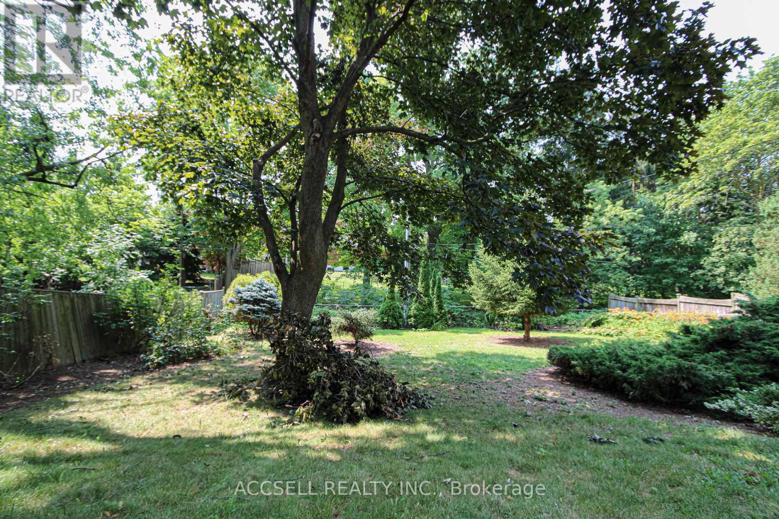 1358 Sedgewick Crescent, Oakville, Ontario L6L 1X8 - Photo 29 - W13580938