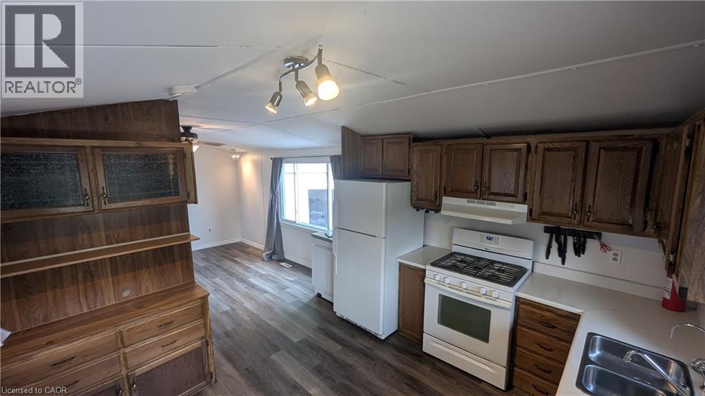 1085 10th Concession Road W Unit# 73, Flamborough, Ontario N0B 2J0 - Photo 11 - 40849384