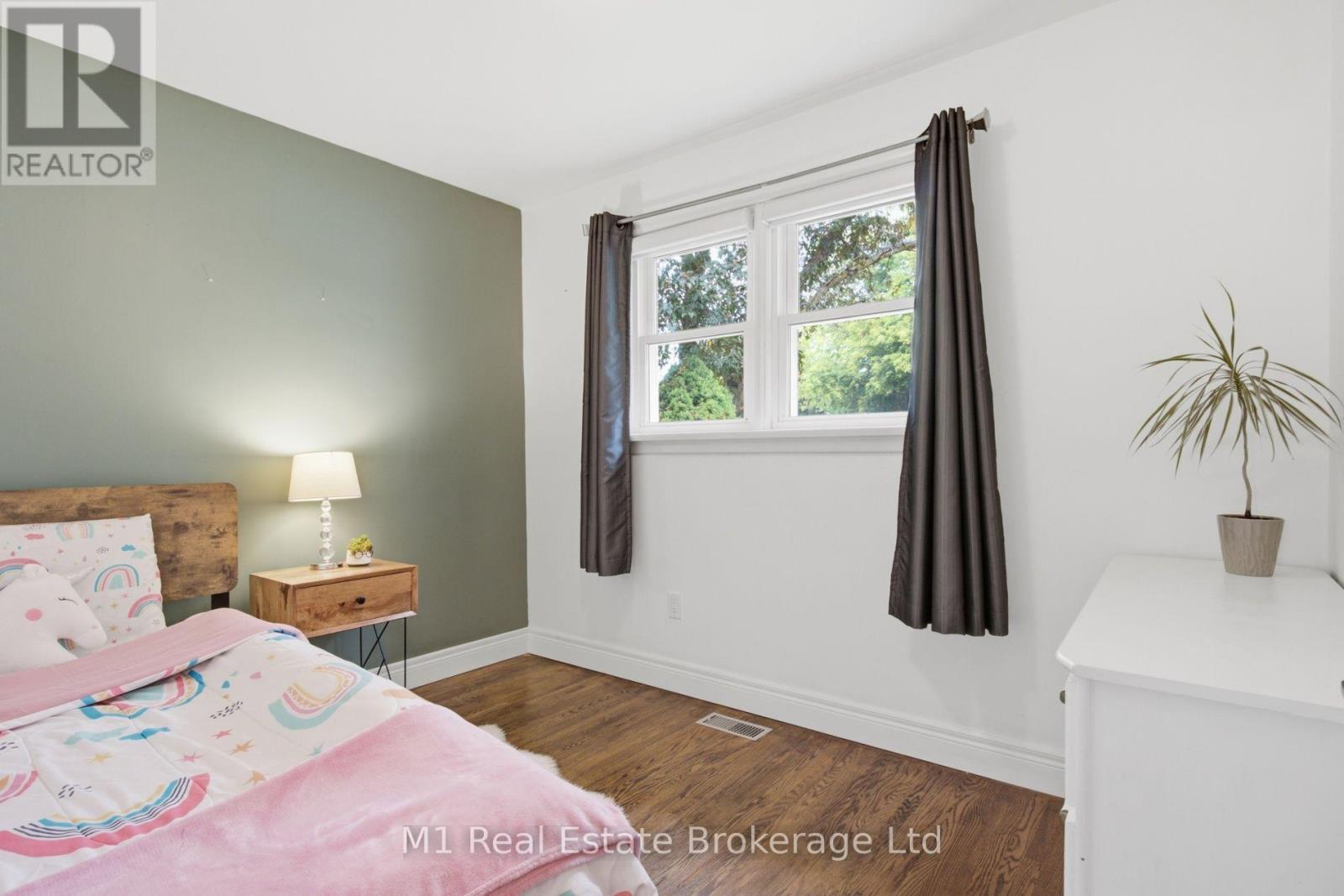 625 Woodside Street, Centre Wellington, Ontario  N1M 2M4 - Photo 15 - X13580990