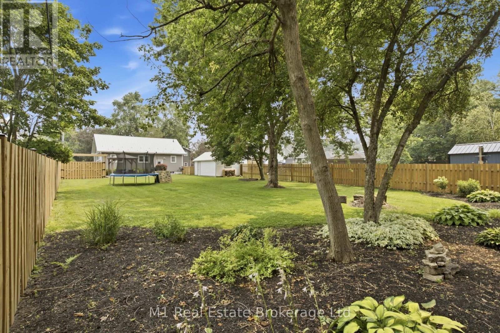 625 Woodside Street, Centre Wellington, Ontario  N1M 2M4 - Photo 33 - X13580990