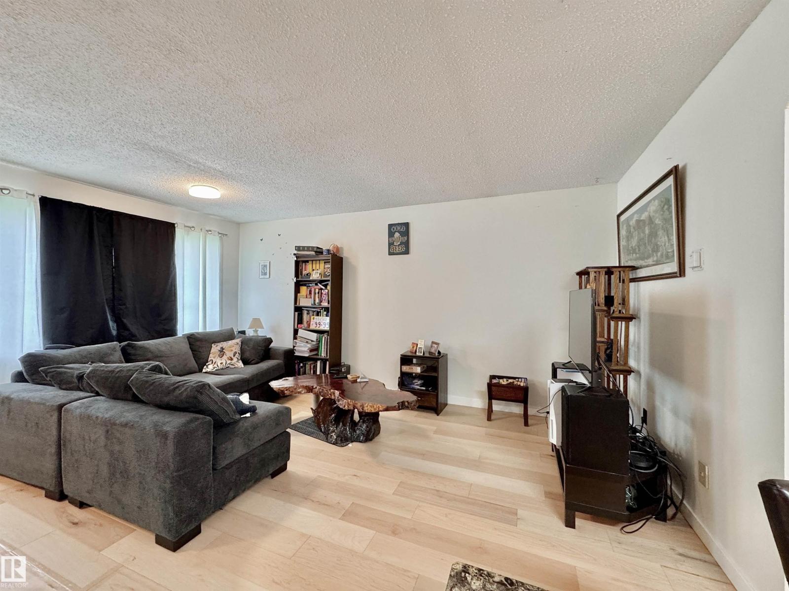 #29 13580 38 St NW, Edmonton, Alberta  T5A 2W7 - Photo 4 - E4499701
