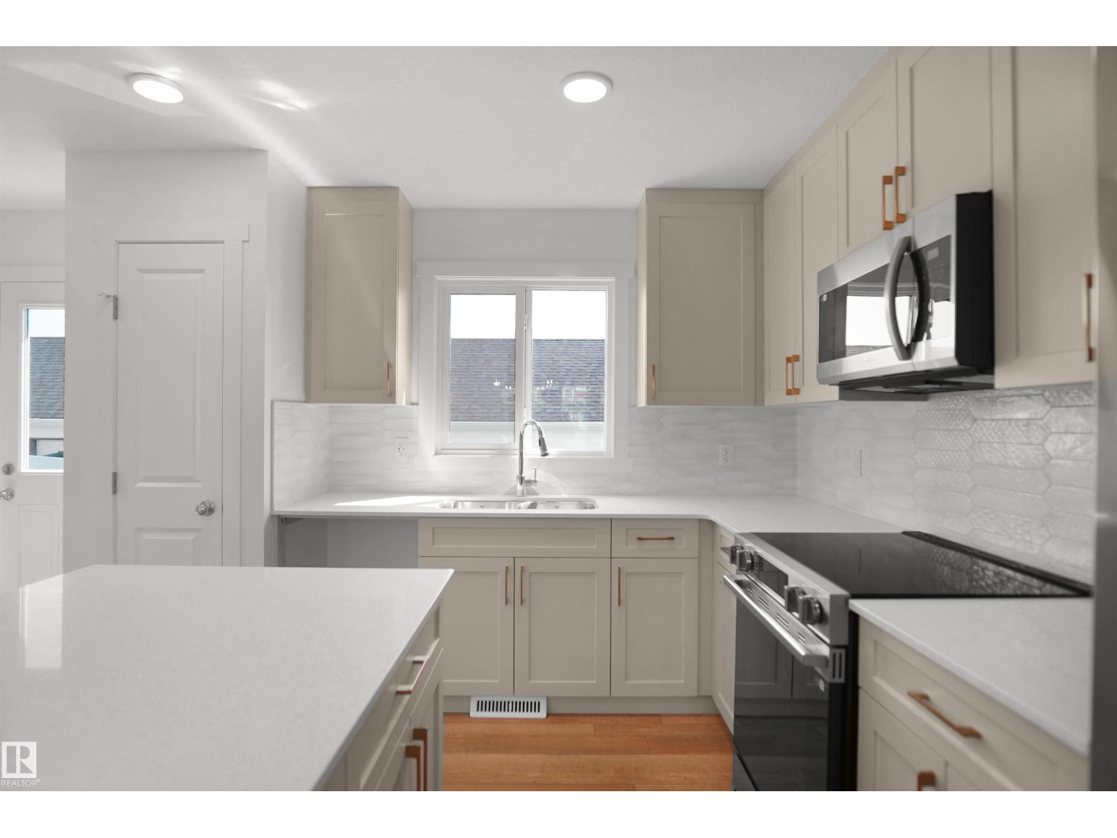 1301 Keswick Dr Sw, Edmonton, Alberta  T6W 5P1 - Photo 12 - E4494637