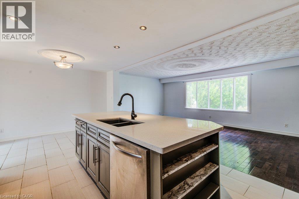 109 White Oak Place, Waterloo, Ontario  N2V 1B2 - Photo 9 - 40849092
