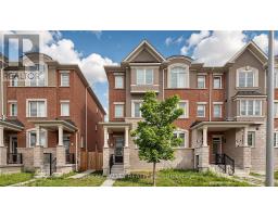 138 CLEANSIDE ROAD, Toronto, Ontario