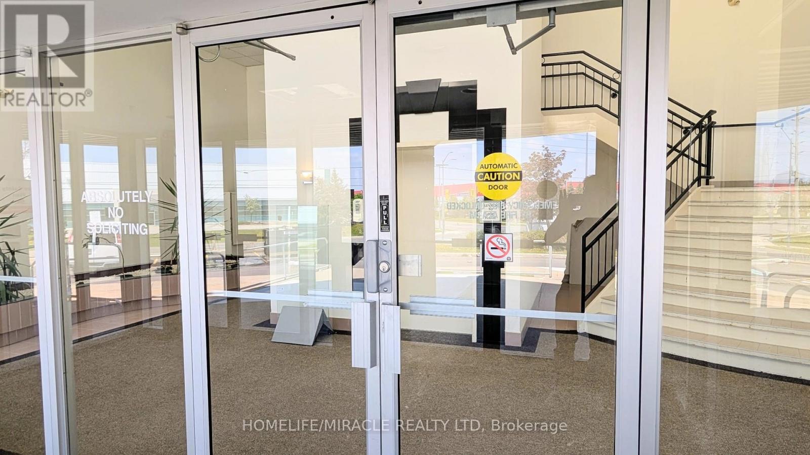 203 - 6660 Kennedy Road, Mississauga, Ontario L5T 2M9 - Photo 3 - W13581018