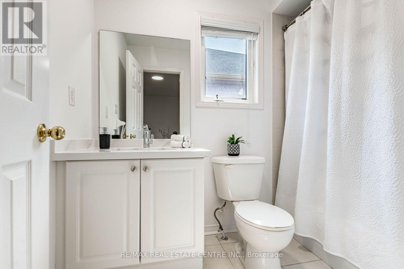 4718 Alana Glen Drive, Mississauga, Ontario L5V 0C3 - Photo 21 - W13580872