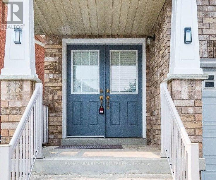 4718 Alana Glen Drive, Mississauga, Ontario L5V 0C3 - Photo 3 - W13580872