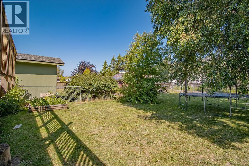 324 Dogwood Street, Fort St. James, British Columbia  V0J 1P0 - Photo 31 - R3144998
