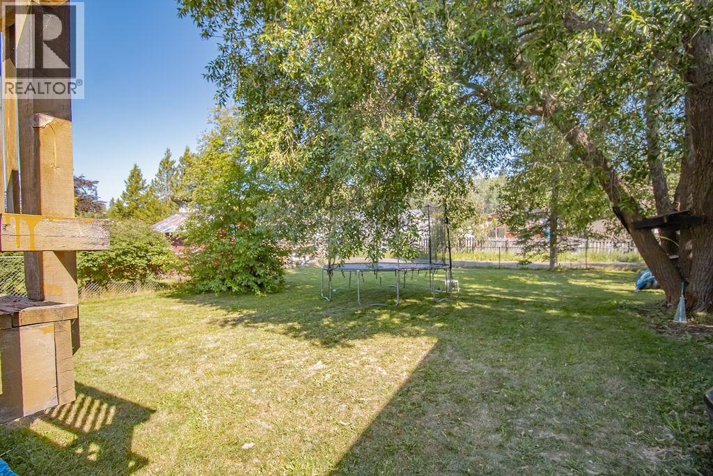 324 Dogwood Street, Fort St. James, British Columbia  V0J 1P0 - Photo 30 - R3144998