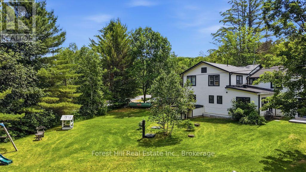 1040 Walker Lake Drive, Lake Of Bays, Ontario  P1H 2J6 - Photo 8 - X13581114