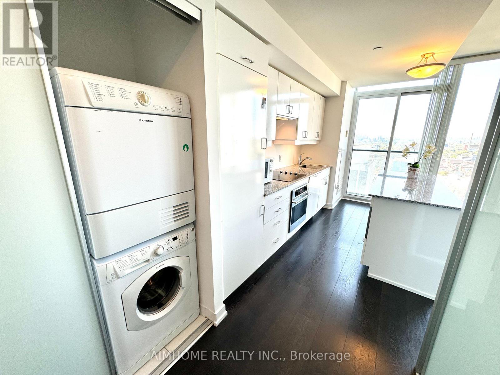 2301 - 426 University Avenue, Toronto, Ontario M5G 1S9 - Photo 12 - C13558772